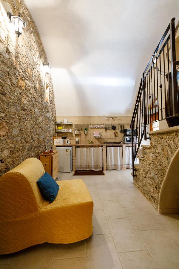 Arve Castelbianco - B&B E Appartamento Colletta Εξωτερικό φωτογραφία
